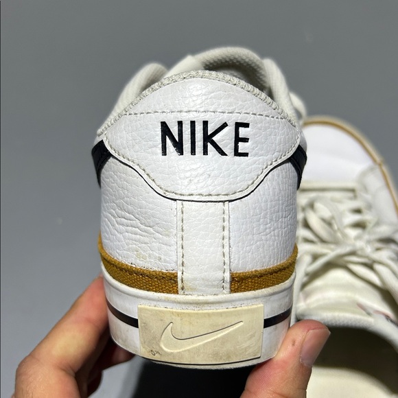 Nike Court Legacy Sneakers - Mens 10.5 - Picture 9 of 10